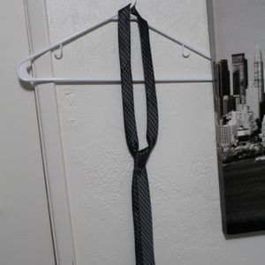 BAR III SLIM TIE